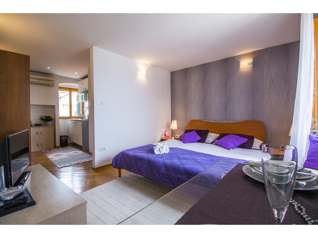 Sunny Promenade Studio Split Rom bilde