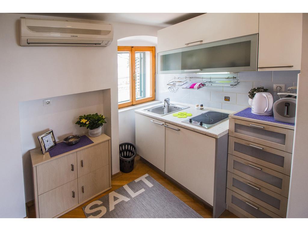 Sunny Promenade Studio Split Rom bilde